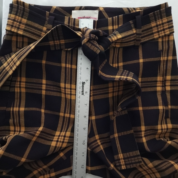 Wilfred Plaid Tie-front Pant - Picture 7 of 8